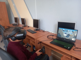 Онлайн-путешествие на занятиях «VR-студия» в Точке Роста.